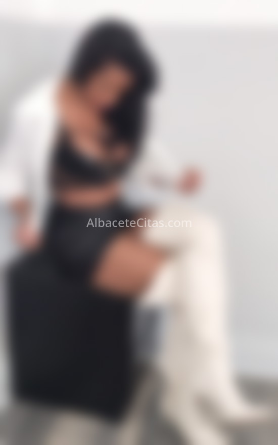 Alexia Armani, trans brasileña. 662132833. Citas en ALBACETE, ALBACETE. www.albacetecitas.com.