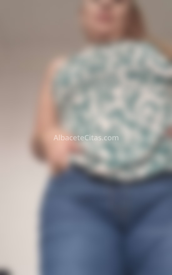 Pamela, curvas y cuerpo natural. 631813501. Citas en ALBACETE, ALBACETE. www.albacetecitas.com.