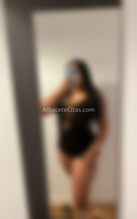 Sofía, curvas y cuerpo natural. 642392831. Citas en ALBACETE, ALBACETE. www.albacetecitas.com.