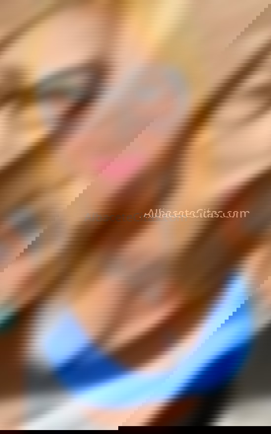 Nuria, cercana y elegante. 655019358. Citas en ALBACETE, ALBACETE. www.albacetecitas.com.