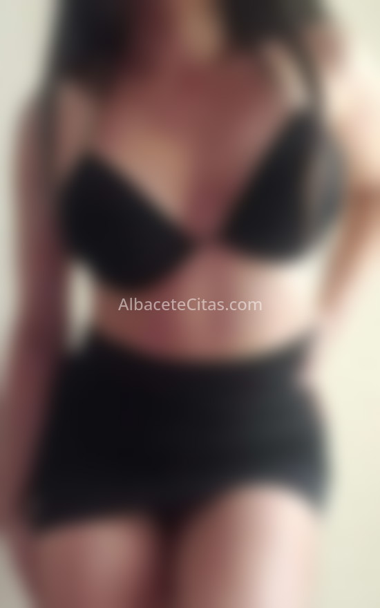 Vanessa, latina de Paraguay. 641329017. Citas en ALBACETE, ALBACETE. www.albacetecitas.com.