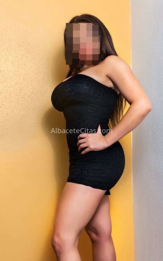 Alba, una mujer colombiana que destaca. 652090496. Citas en ALBACETE, ALBACETE. www.albacetecitas.com.