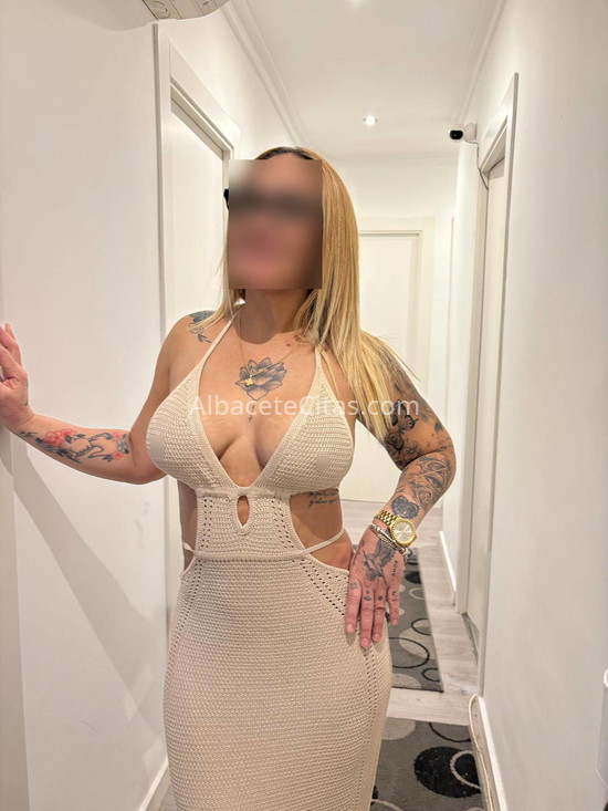 Nikol, mujer elegante y simpática. 602036214. Citas en ALBACETE, ALBACETE. www.albacetecitas.com.