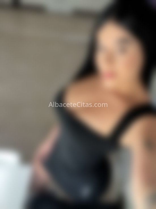 Lucían, joven latina muy tierna . 658604694. Citas en ALBACETE, ALBACETE. www.albacetecitas.com.