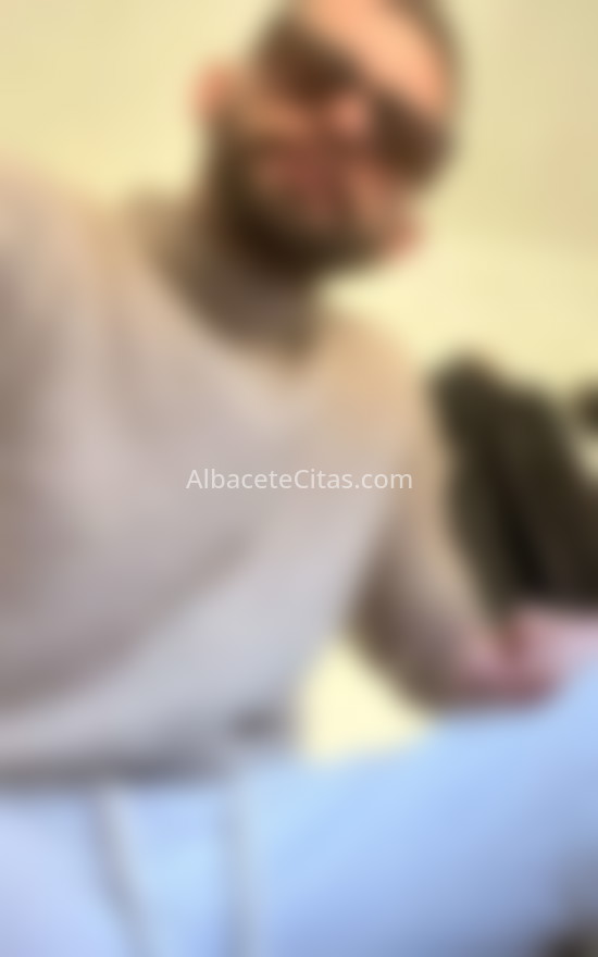 Carlos . 602537874. Citas en ALBACETE, ALBACETE. www.albacetecitas.com.