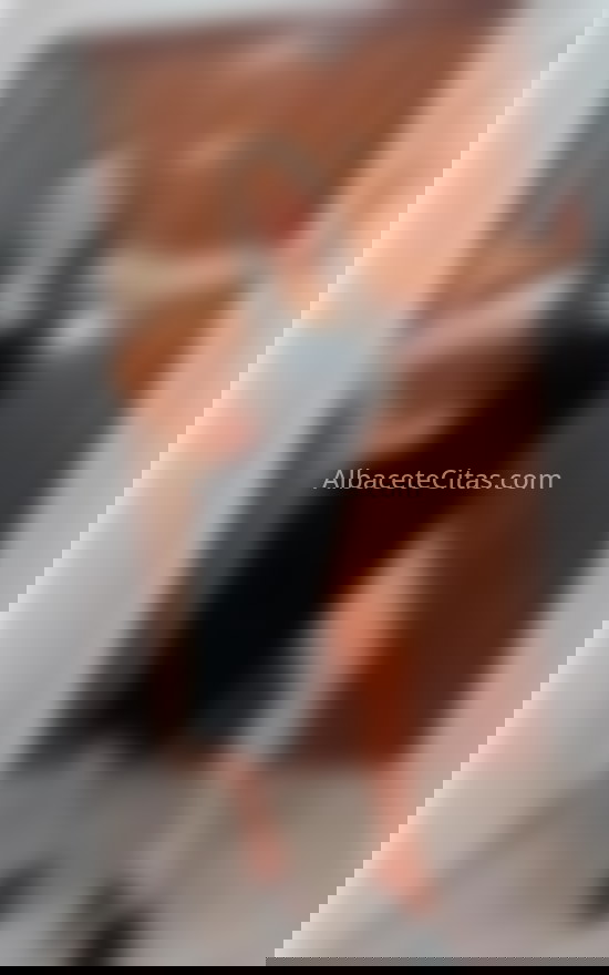 Ana, mujer latina. 613420899. Citas en ALBACETE, ALBACETE. www.albacetecitas.com.