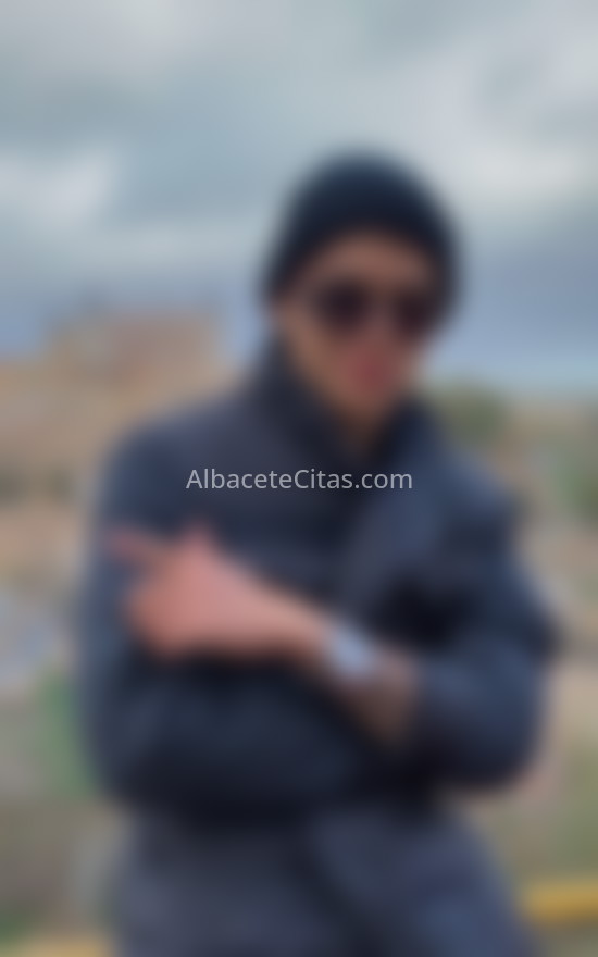 Alejandro, recién llegado a la ciudad. 648100675. Citas en ALBACETE, ALBACETE. www.albacetecitas.com.