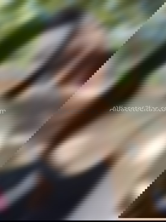 Andrea, chica trans. 663530775. Citas en ALBACETE, ALBACETE. www.albacetecitas.com.