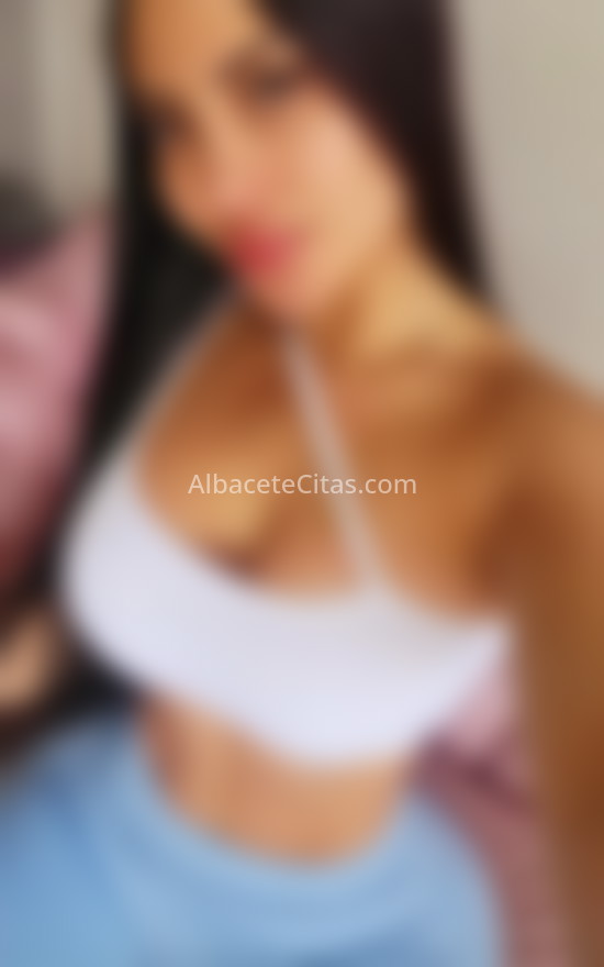 Niky, latina encantadora. 624611875. Citas en ALBACETE, ALBACETE. www.albacetecitas.com.