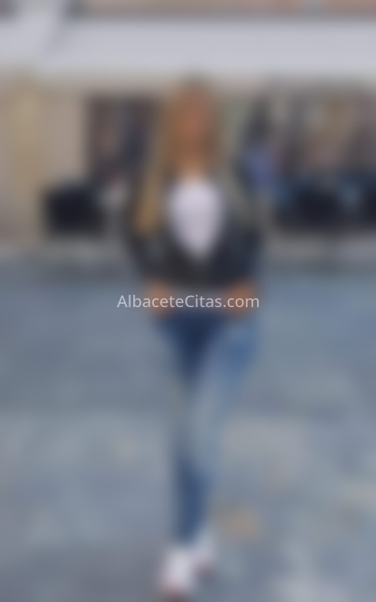 Minerva, rubia argentina. 613218500. Citas en ALBACETE, ALBACETE. www.albacetecitas.com.