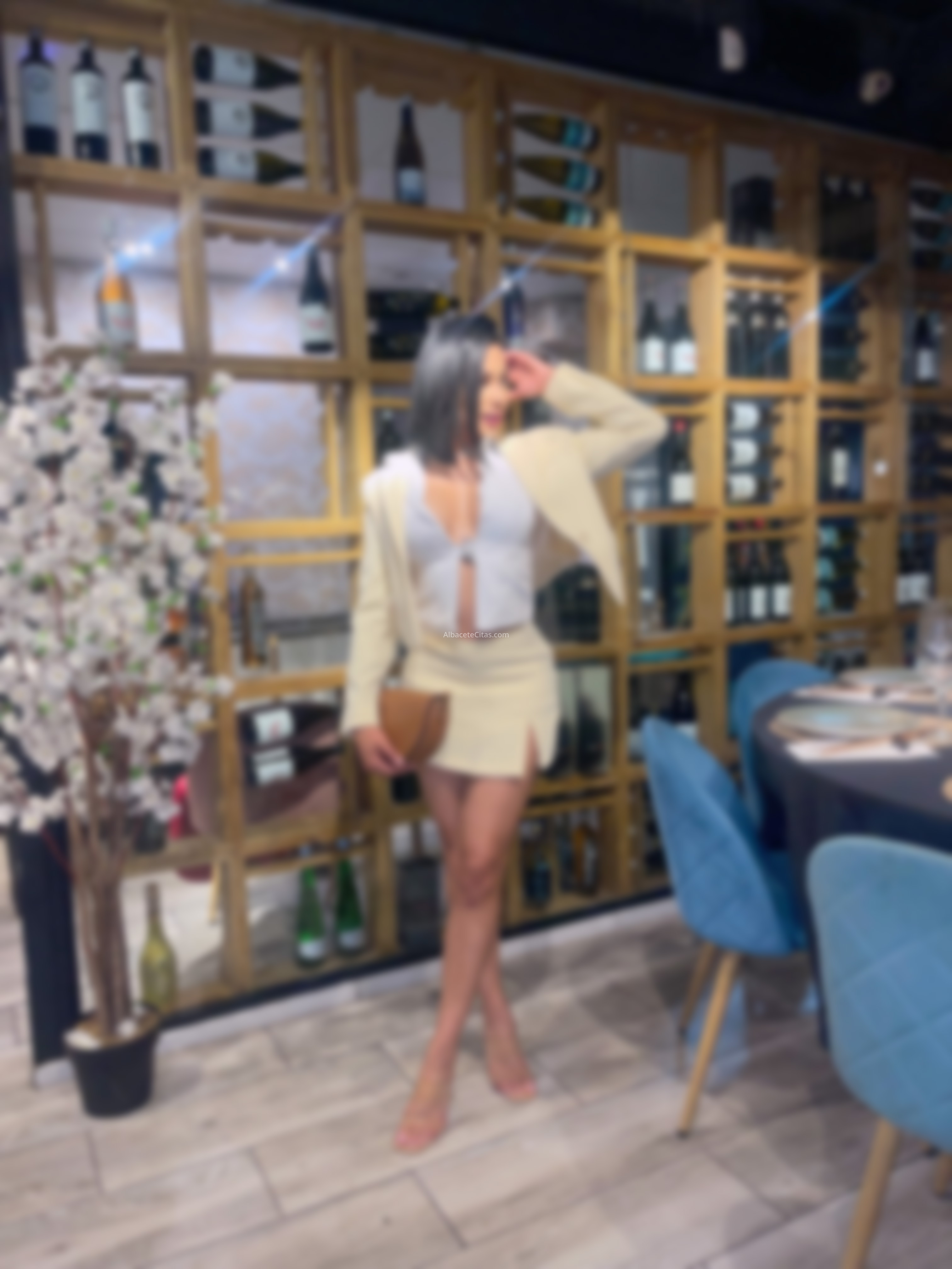 Sofia, joven latina con buen rollo. 671461014. Citas en ALBACETE, ALBACETE. www.albacetecitas.com.