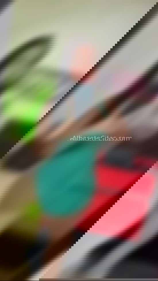 Laura, hermosa latina. 622893867. Citas en ALBACETE, ALBACETE. www.albacetecitas.com.
