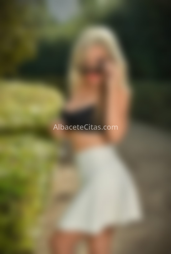 Juliana, rubia con mucha vitalidad. 643753068. Citas en ALBACETE, ALBACETE. www.albacetecitas.com.
