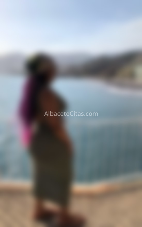 Ana, chica con curvas. 620173371. Citas en ALBACETE, ALBACETE. www.albacetecitas.com.