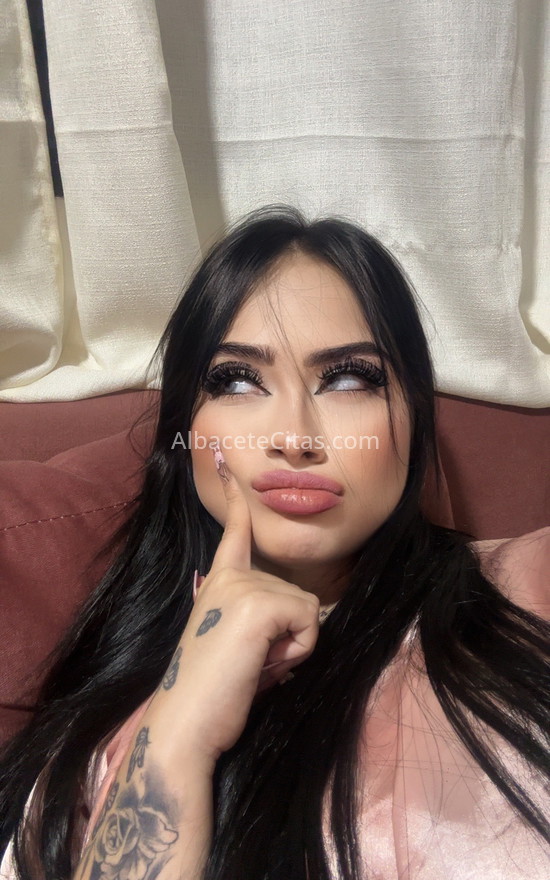 Sabrina, jovencita colombiana . 613226440. Citas en ALBACETE, ALBACETE. www.albacetecitas.com.