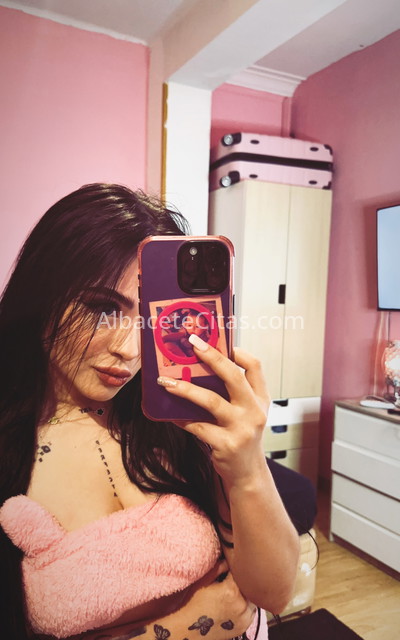 Sabrina, jovencita colombiana . 613226440. Citas en ALBACETE, ALBACETE. www.albacetecitas.com.