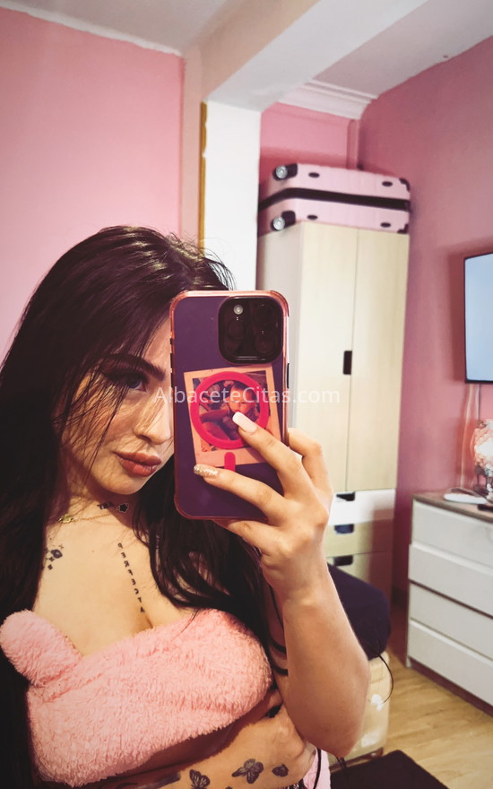 Sabrina, jovencita colombiana . 613226440. Citas en ALBACETE, ALBACETE. www.albacetecitas.com.