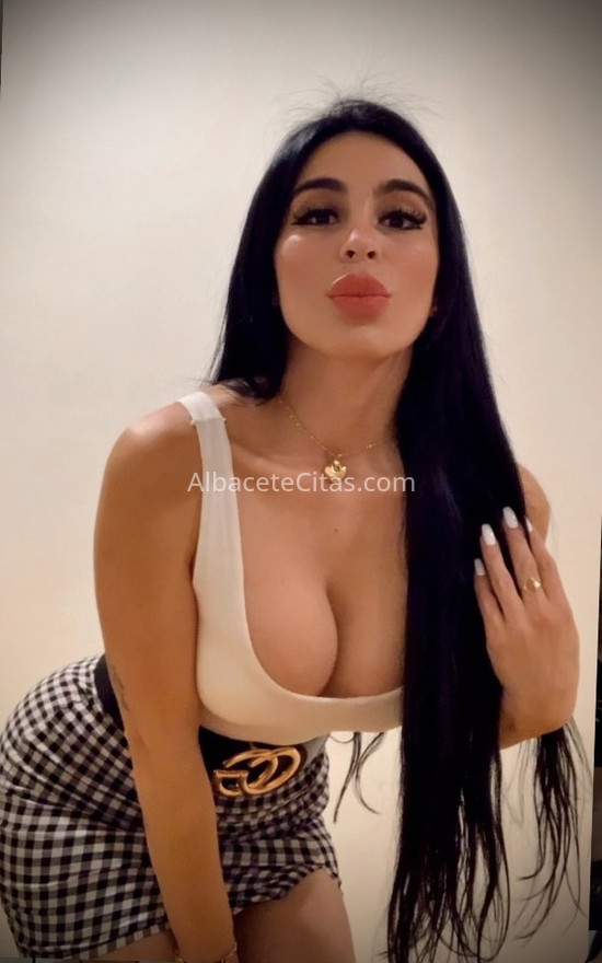 Katalina, colombiana 24 años. 631992358. Citas en ALBACETE, ALBACETE. www.albacetecitas.com.