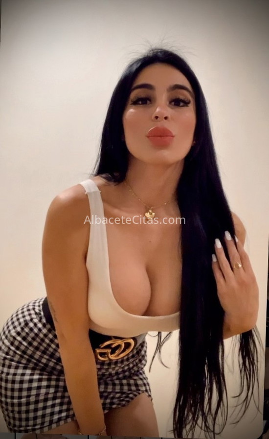 Katalina, colombiana 24 años. 631992358. Citas en ALBACETE, ALBACETE. www.albacetecitas.com.