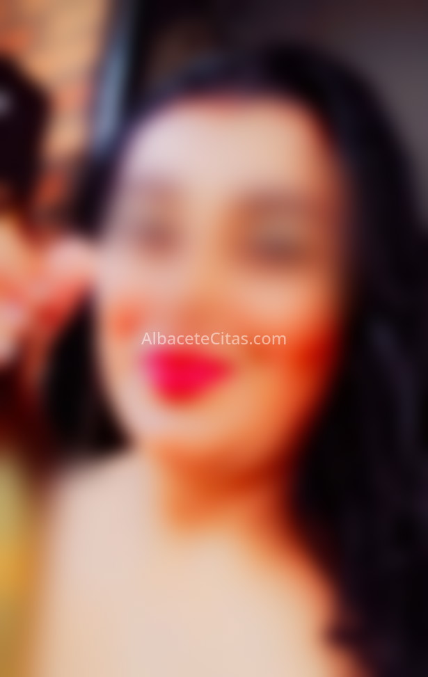 Raquel, mujer en busca de sociabilizar. 614420939. Citas en ALBACETE, ALBACETE. www.albacetecitas.com.