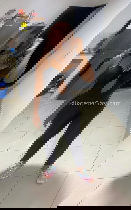 Victoria, color canela. 602394704. Citas en ALBACETE, ALBACETE. www.albacetecitas.com. Victoria, color canela. 602394704. Citas en ALBACETE, ALBACETE. www.albacetecitas.com.