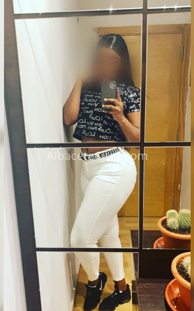 Wendy, encantadora latina. 641179311. Citas en ALBACETE, ALBACETE. www.albacetecitas.com.
